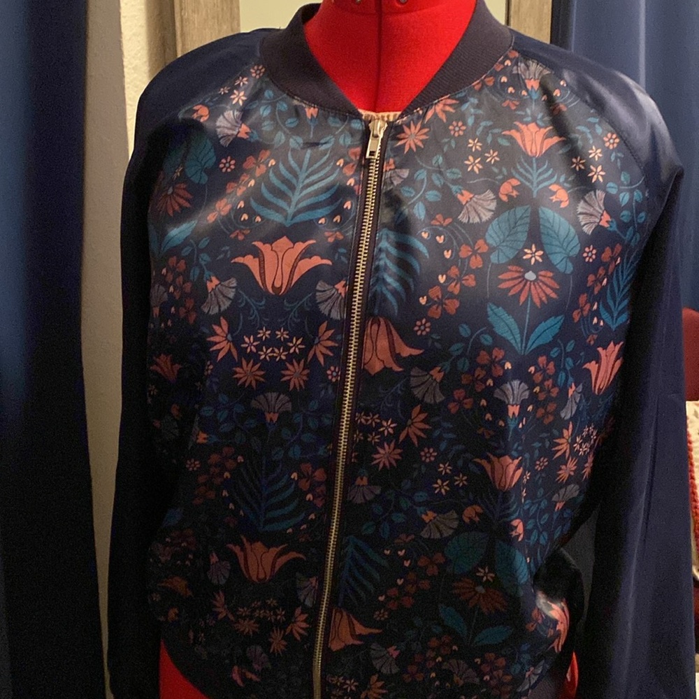 ✨Floral jacket✨